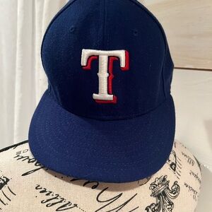 Texas Rangers flat bill baseball cap, 7 3/8, excellent preowned condition